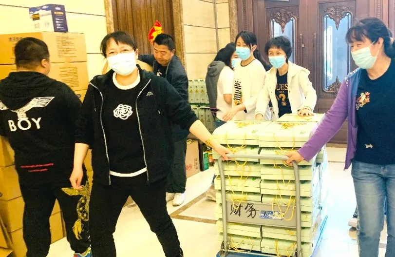 【我为职工办实事】网上澳门皇冠赌场b877营销为员工竭诚服务践行动